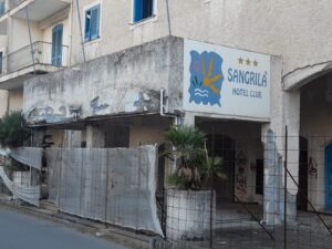 26f8056c 9cdd 4ff4 8283 e8d62e1431d8