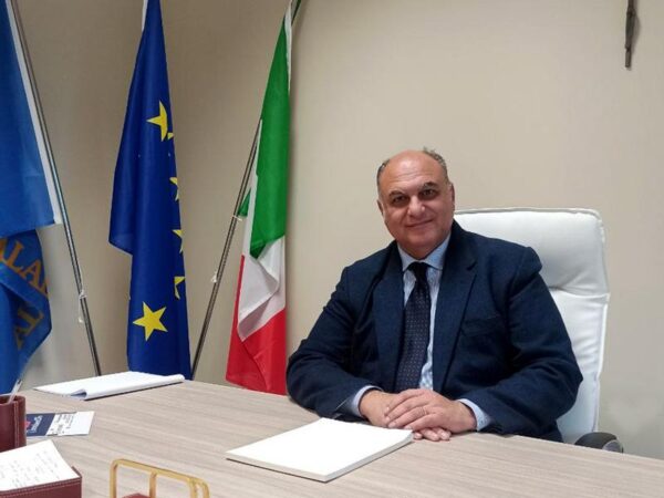 Tirocinanti inclusione sociale, approvata la legge regionale: 3.758 lavoratori verso la stabilizzazione 53 calabrese tirocinanti