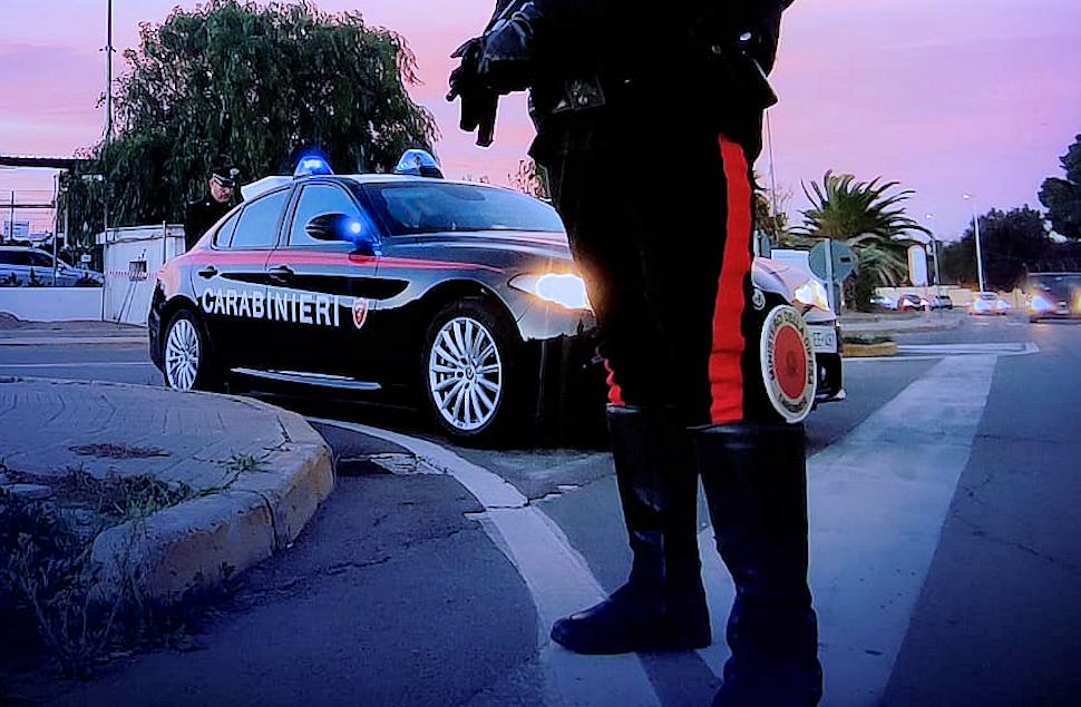 Carabinieri auto