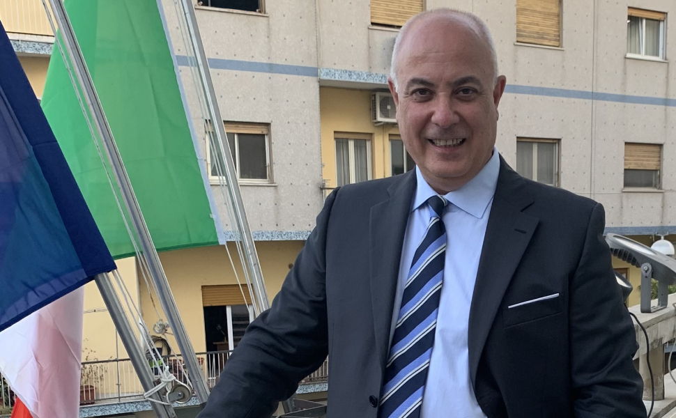 Klaus Algieri camera commercio