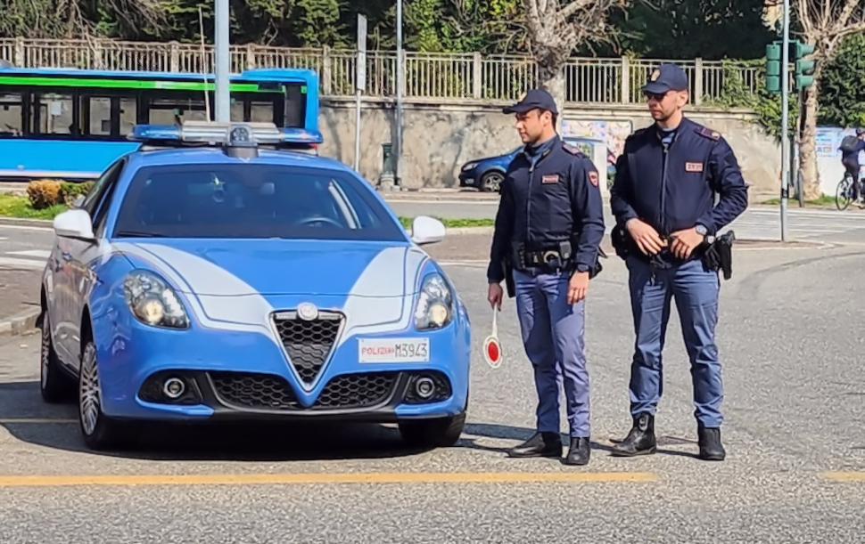 Polizia controlli