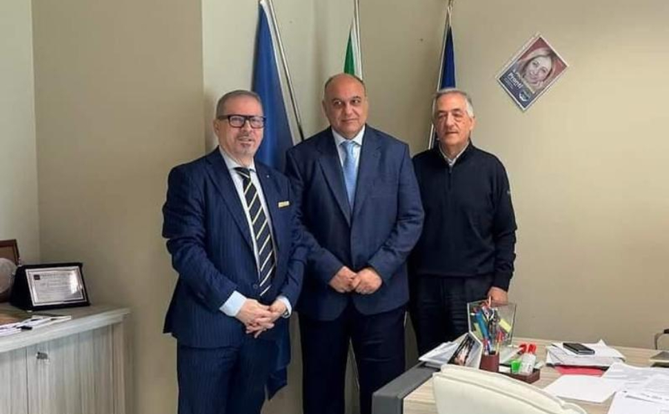 Lavoro nero, la 'vera' piaga della Calabria. Calabrese: «si può sconfiggere facendo rete sociale» 51 lavoro-nero_Calabrese
