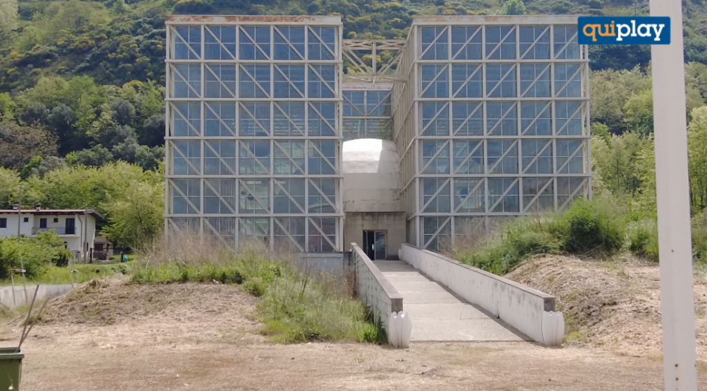 Cosenza, atti vandalici al Planetario, botta e risposta tra l’opposizione e il sindaco Caruso 1 planetario cosenza