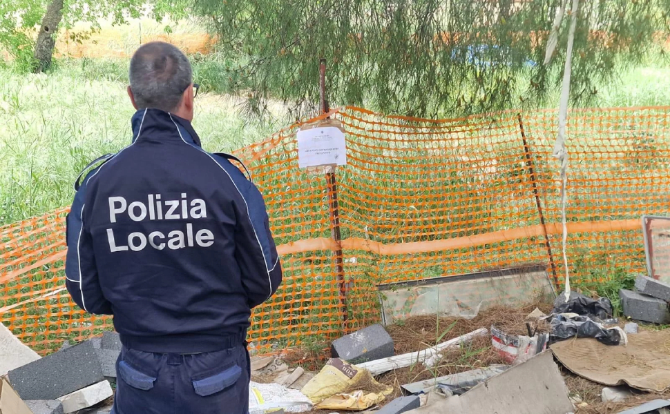 polizia LOCALE