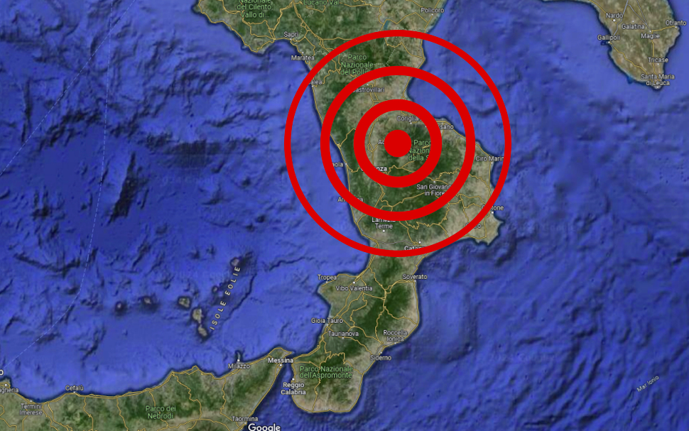 Tre scosse di terremoto in successione con epicentro ad Acri. La più forte di magnitudo 3.0 78 Acri terremoto