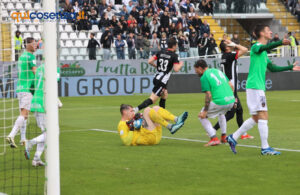 Eurogoal di Tutino, Ascoli battuto 1 a 0. Cosenza con la salvezza in tasca e un pensiero ai play-off 75 Ascoli Cosenza Marson