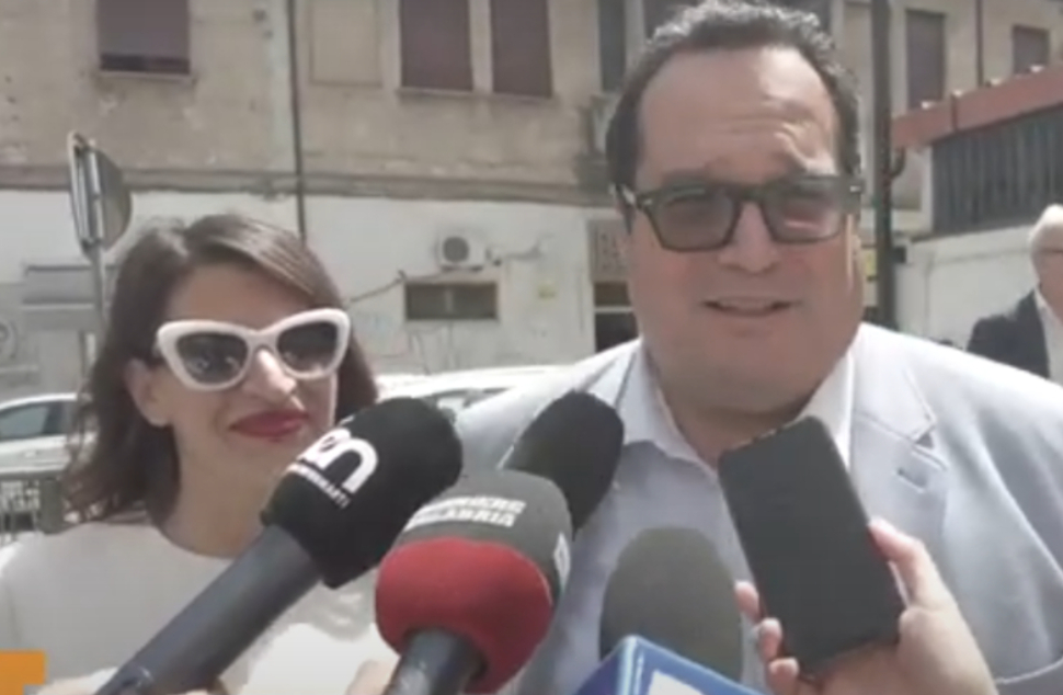 Durigon a Cosenza: «domani da Messina farò ciao ai manifestanti 'No ponte'» 51 Durigon-a-Cosenza