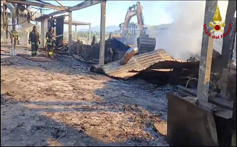 incendio lido diamante 01