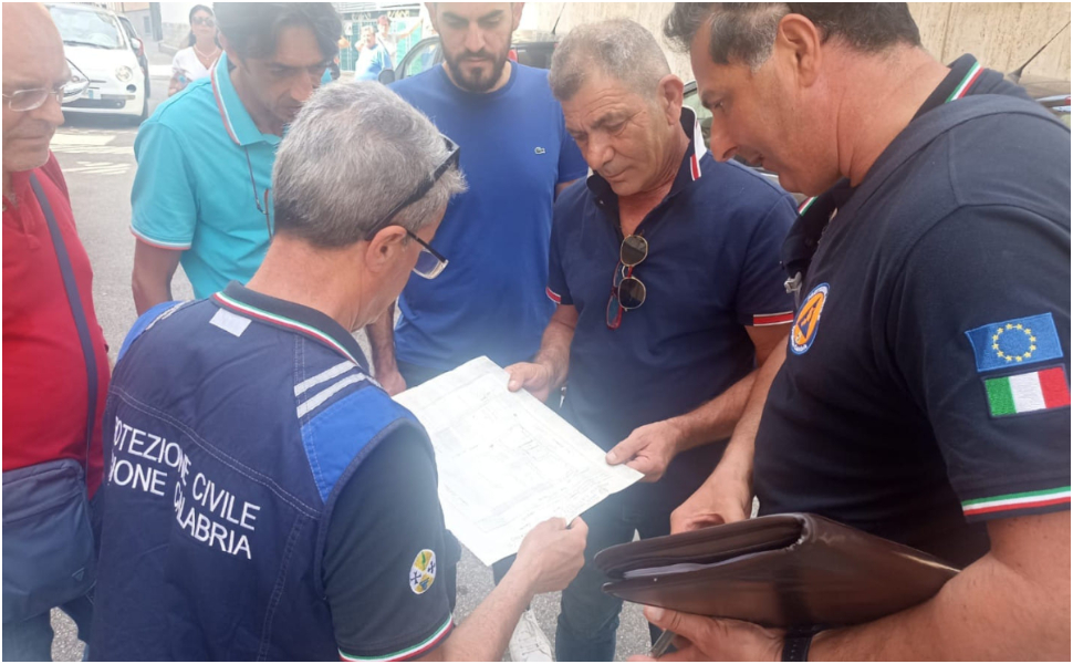 Sciame sismico Campi Flegrei, due tecnici dalla Calabria per i danni subiti dagli edifici 51 protezione-civile-Calabria-Campi-Flegrei