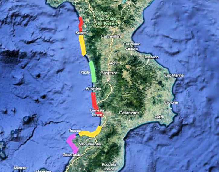 Battello spazzamare zone