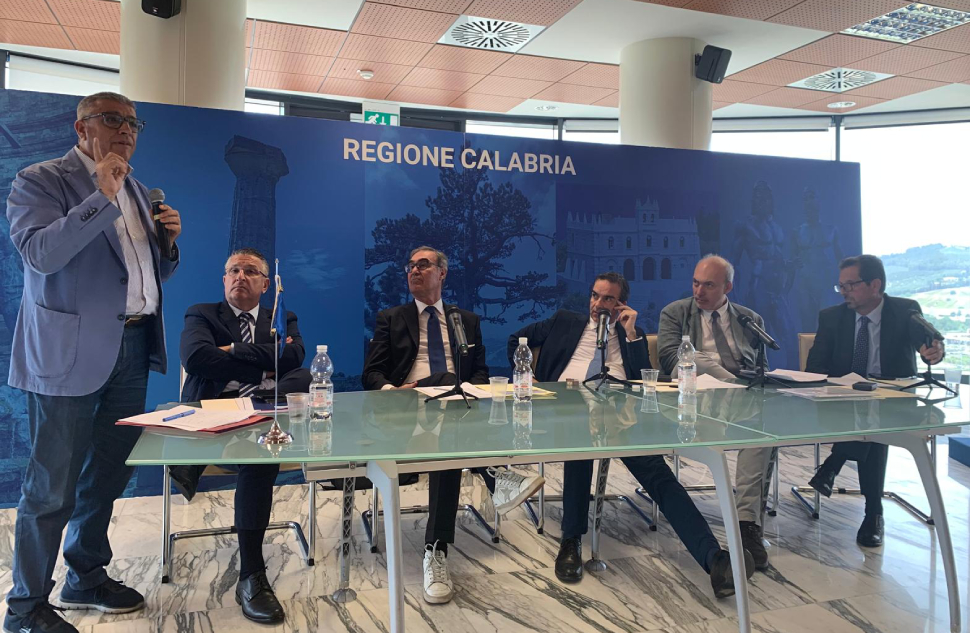 Il Comune di Corigliano Rossano salta la riunione sulla nuova statale 106 per "colpa" di Anas 70 Conferenza-dei-servizi-1
