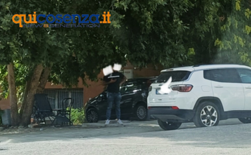 parcheggiatori abusivi viale mancini cosenza