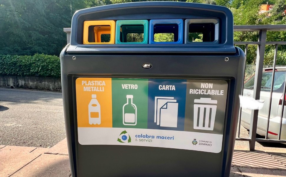 cestini esterni raccolta differenziata zumpano