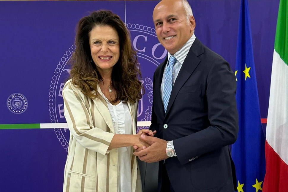 Prima visita ufficiale del nuovo prefetto di Cosenza: Rosa Maria Padovano a Palazzo dei Bruzi 51 prefetto e sindaco