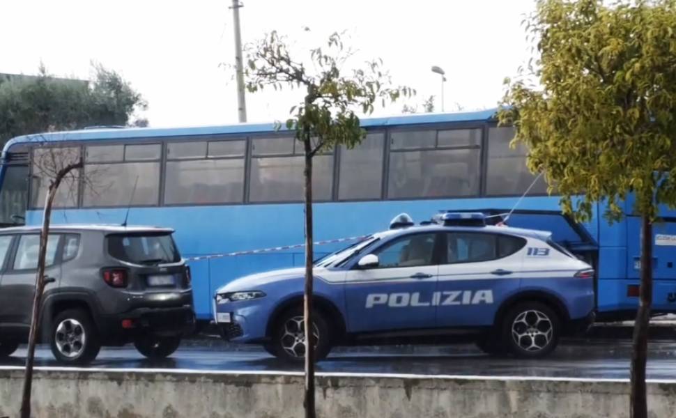 ritrovamento cadavere rossano bus