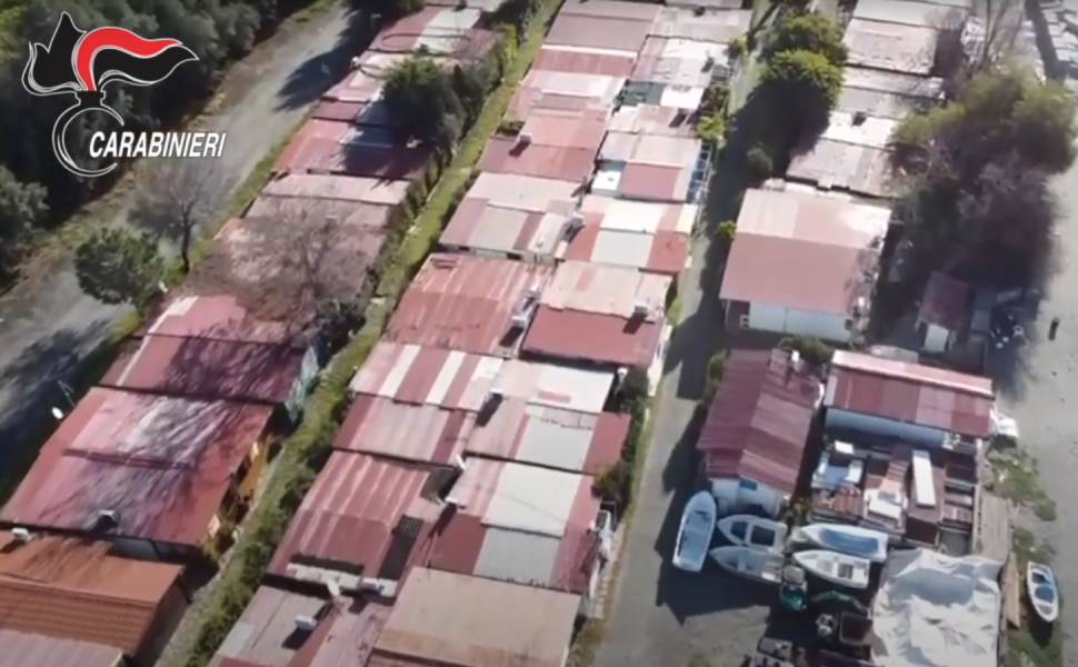 sequestro carabinieri la perla jonica 02