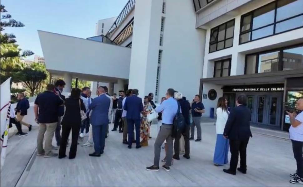 sit in sindaci consiglio regionale autonomia