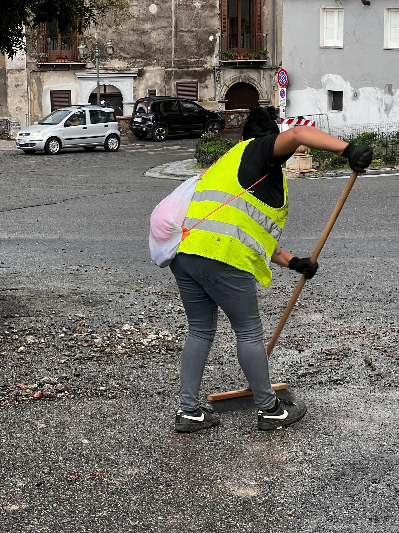 Paura a Lungro per il maltempo, violenta bomba d'acqua: fango e detriti invadono le strade 52 3