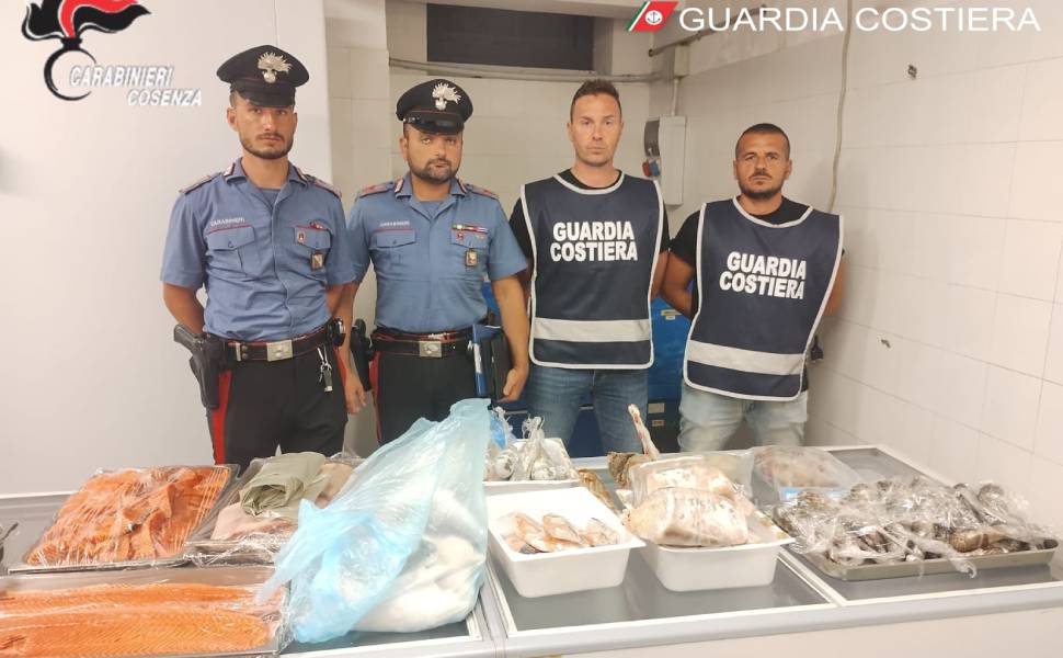 prodotti ittici corigliano rossano carabinieri nas e guardia costiera