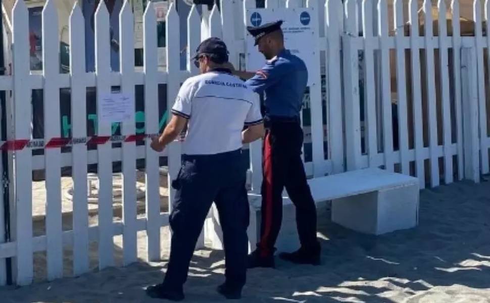 sequestro stabilimento balneare