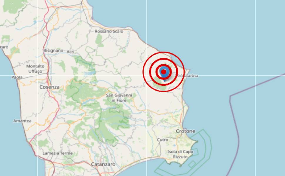 Terremoto nel Crotonese, due scosse in pochi minuti di magnitudo 3.7 e 3.8. Poi uno sciame sismico 53 terremoto ciro carfizzi kr