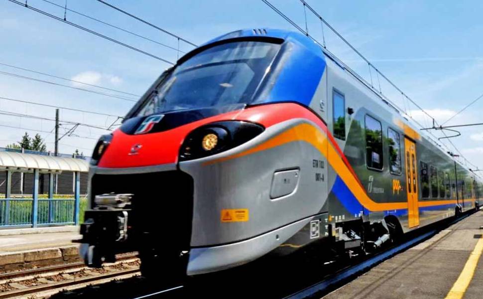 Trenitalia, due nuovi treni 'Pop' di ultima generazione in Calabria per l'estate 51 treno pop