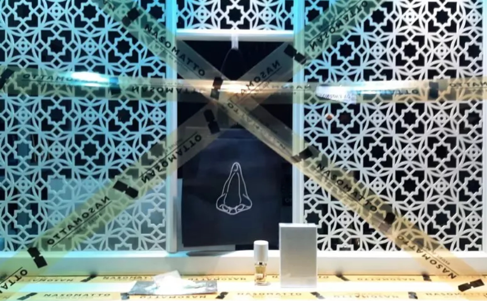 vetrina negozio kit cocaina Soverato