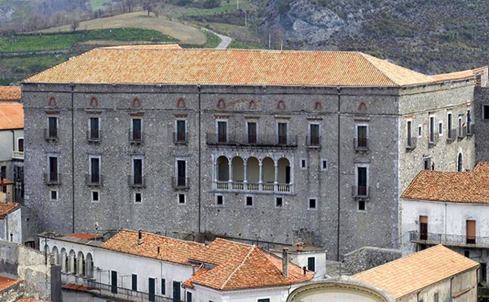 palazzo rinascimentale aieta