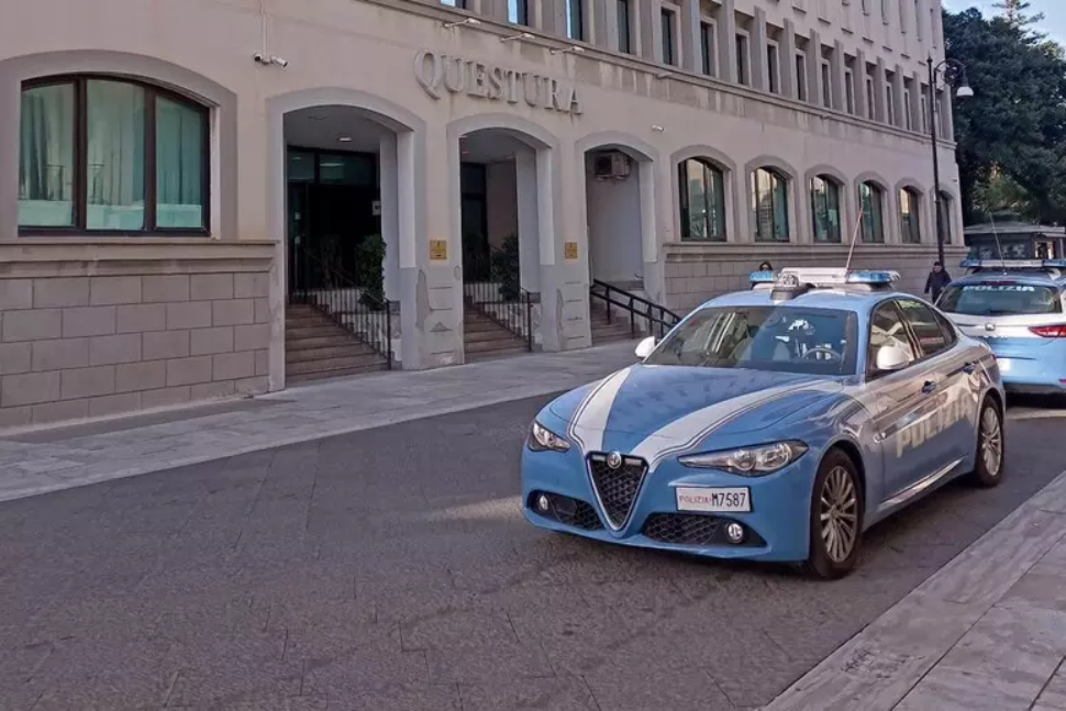 Intimidazione al cognato di un pentito: bottiglia di benzina davanti alla rosticceria 51 questura
