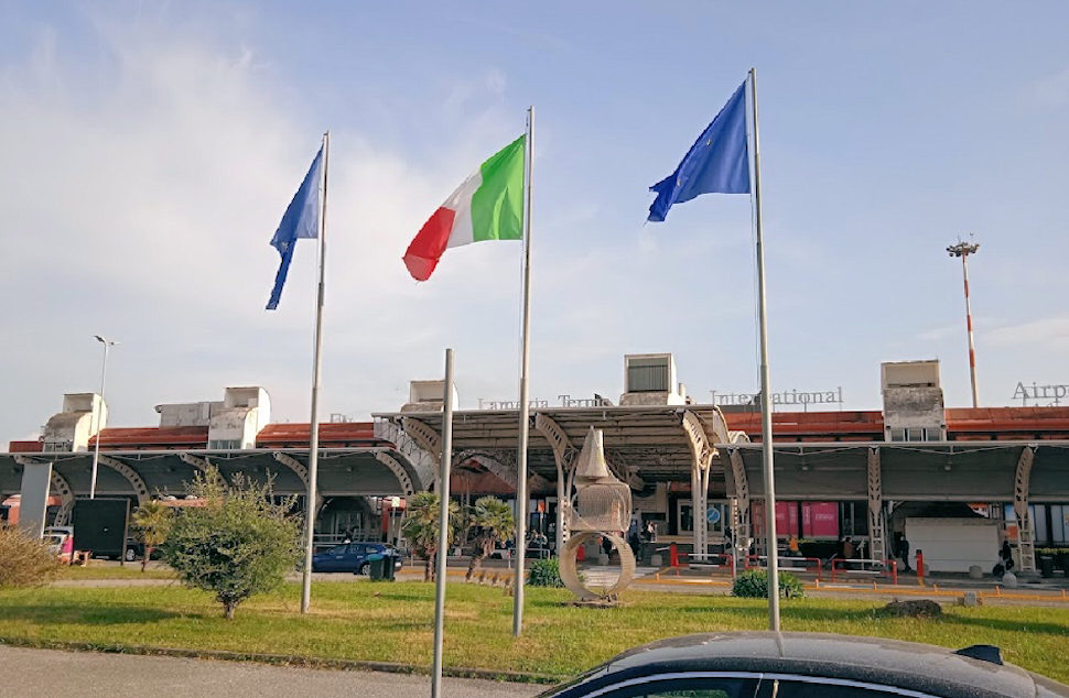Aeroporto Lamezia terme2