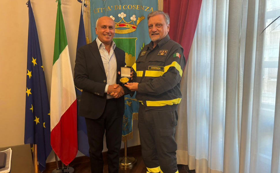 Sindaco-Caruso_comandante-Fasano