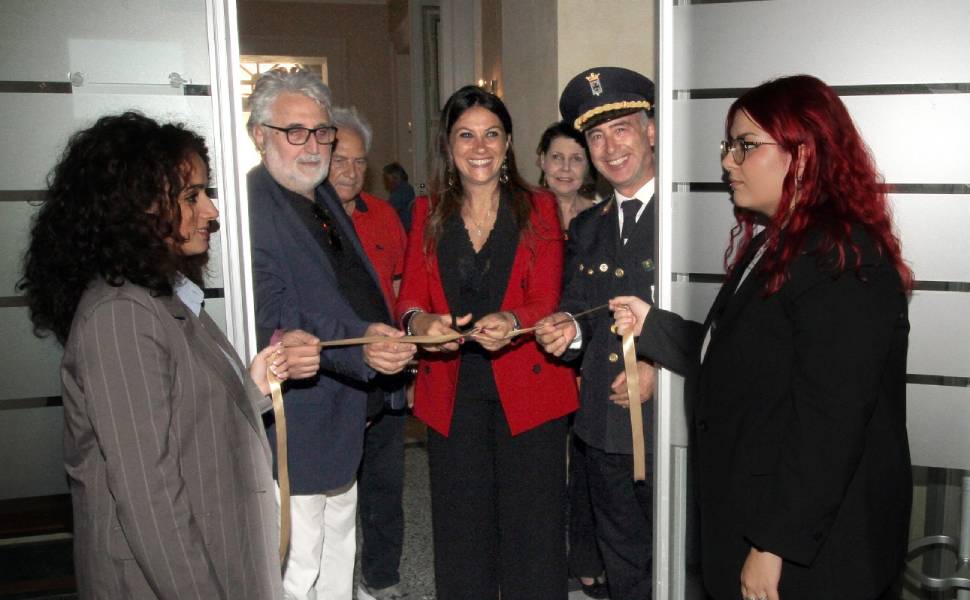 Taglio nastro sportelli linguistici provincia cosenza