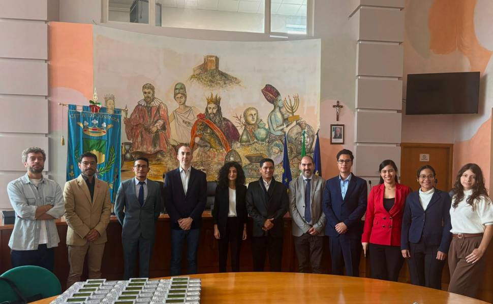 america latina palazzo bruzi