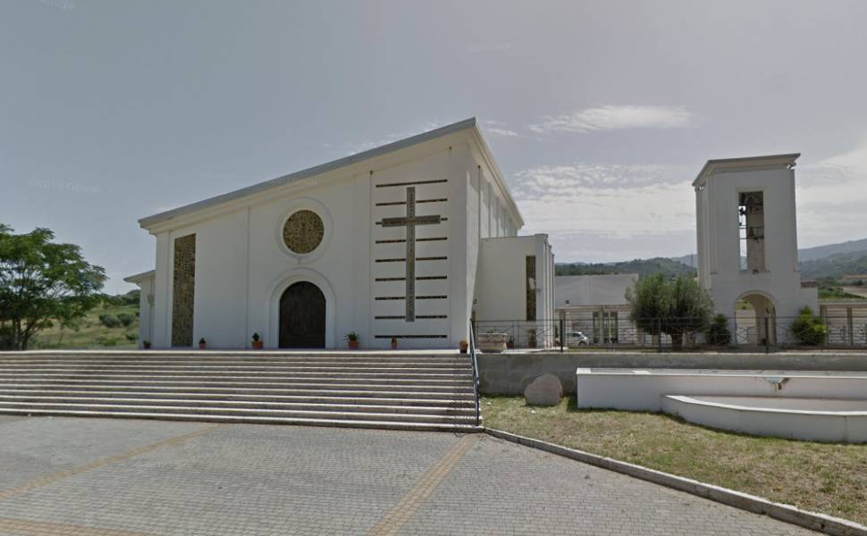 chiesa sacri cuori luzzi