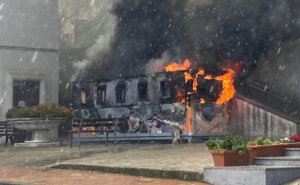incendio eco isola san marco argentano