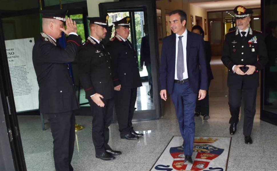 occhiuto comando carabinieri cosenza 01