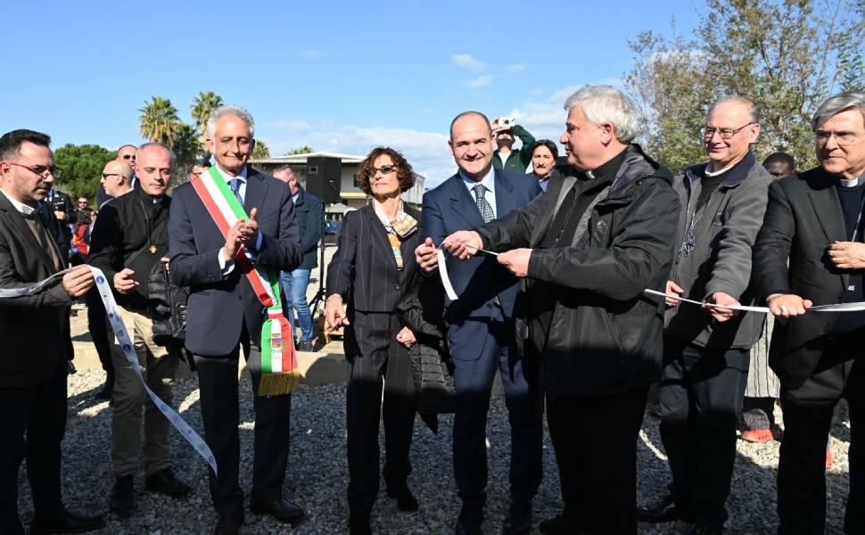 01 Inaugurazione_Sindaco Gaetano-Vaccaro-Calvi-Cardinale Konrad Krajewski-Mons. Alberti-Mons. Savino