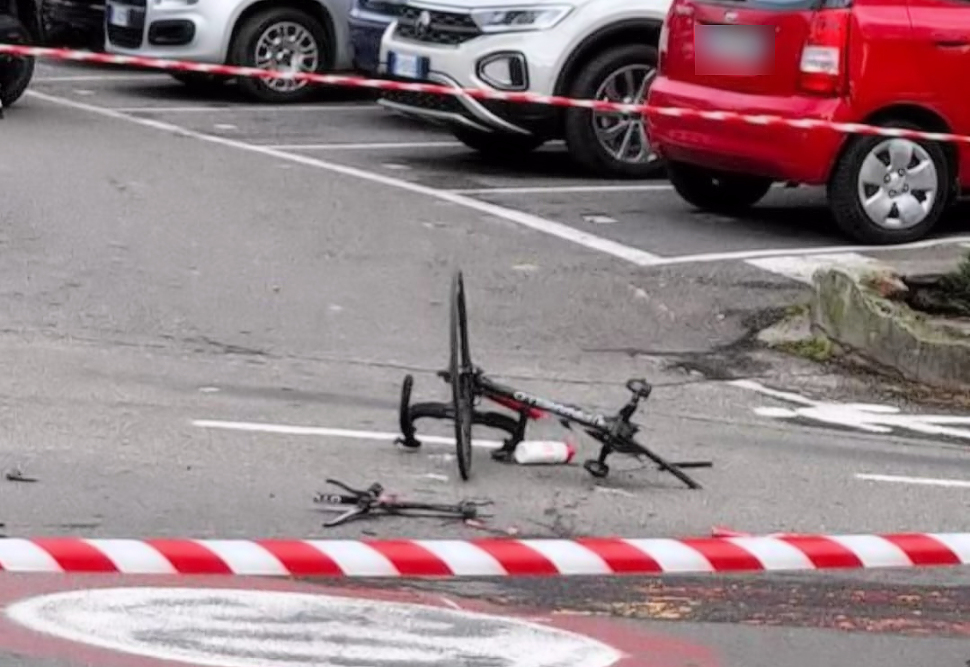 Ciclista travolto e ucciso