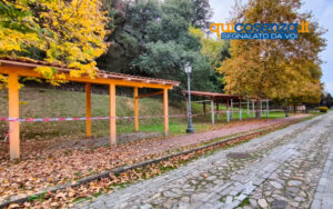 Lungofiume gazebo crollati7