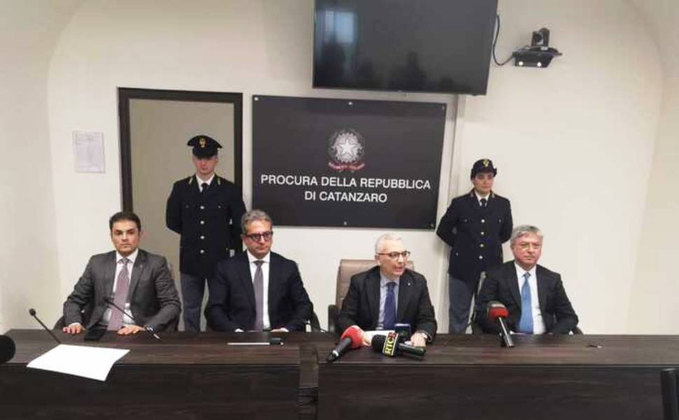 Operazione grecale crotone