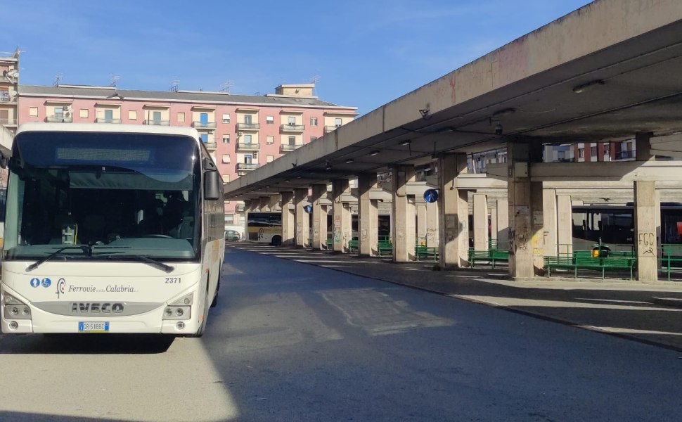 autostazione bus ferrovie della calabria fdc
