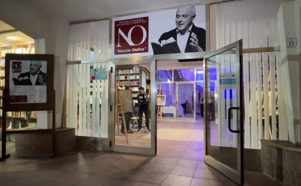 biblioteca nuccio ordine san mango d aquino 02