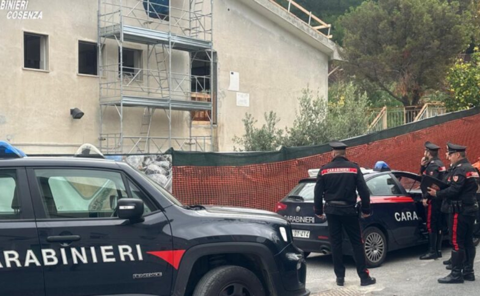 hotel-fiumefreddo-bruzio-rapina