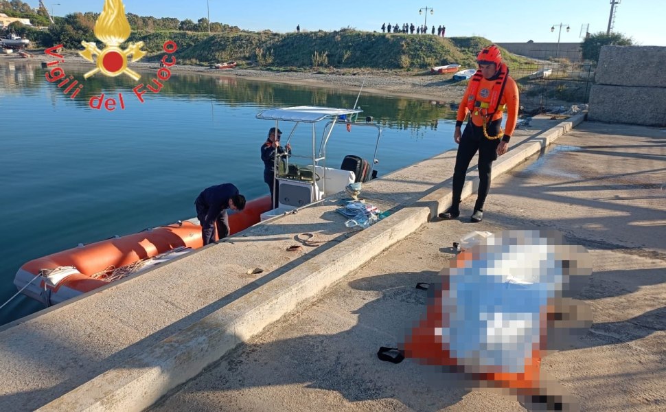 recupero cadavere vigili fuoco catanzaro