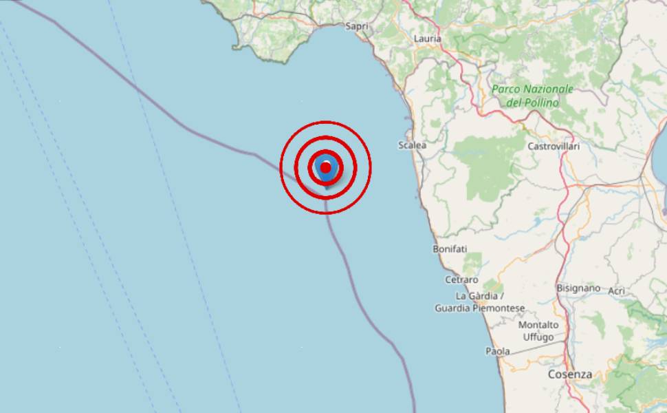 scossa terremoto mare diamante