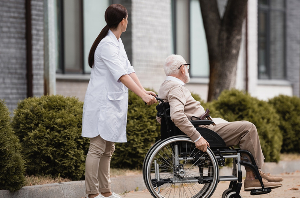 settore-socio-sanitario_cooperative-sociali_anziani