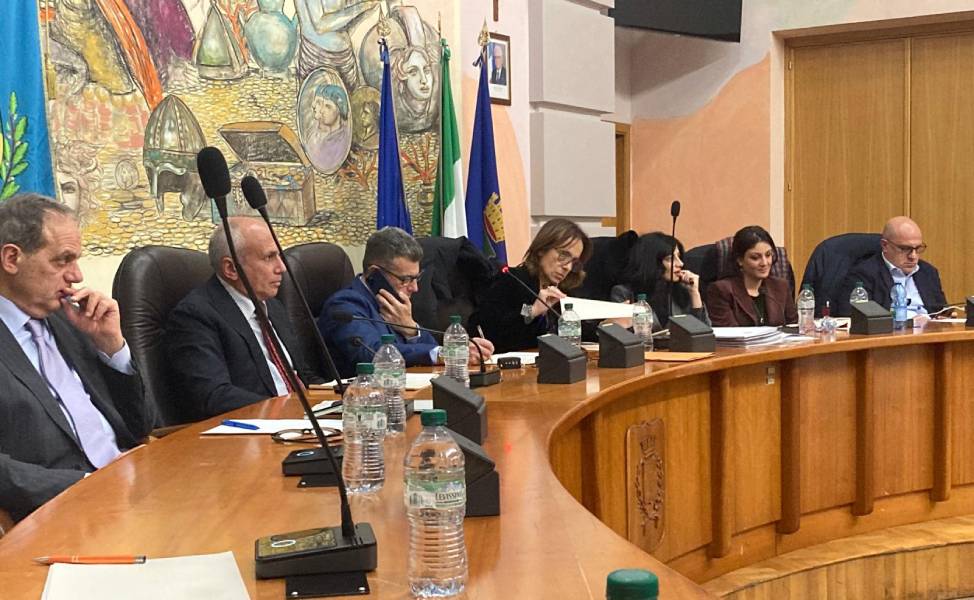 consiglio comunale cosenza dicembre 2024