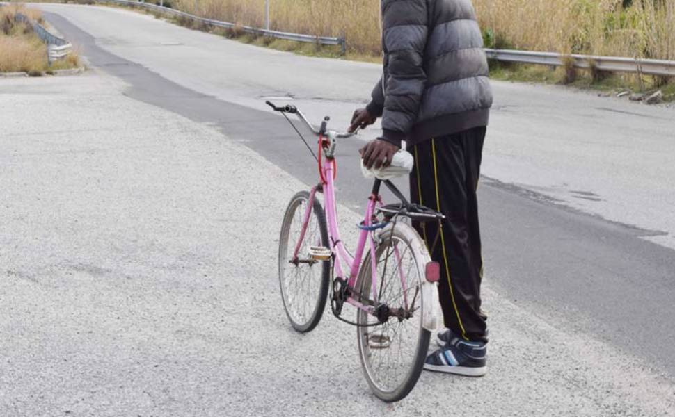 migrante bicicletta