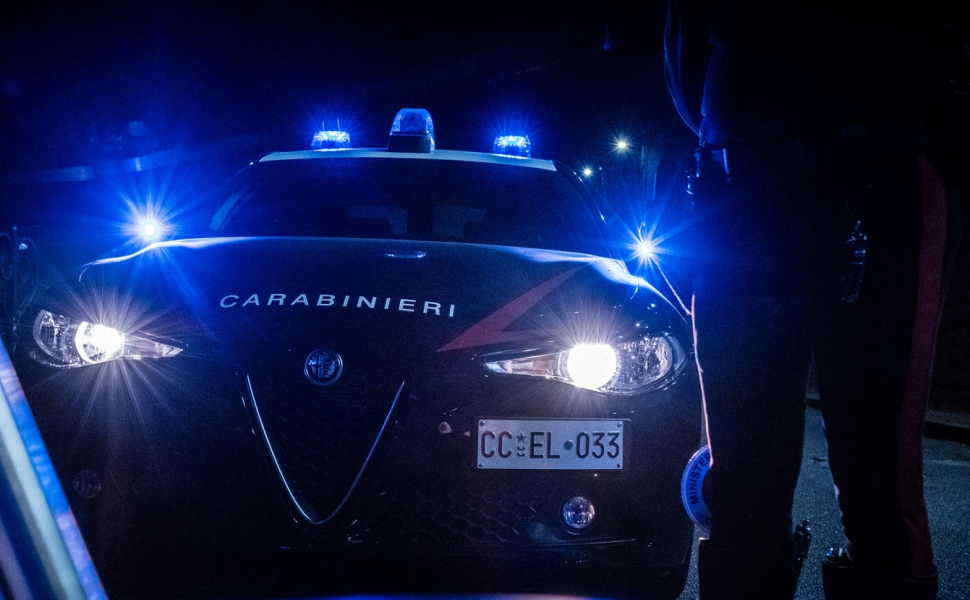Carabinieri auto militare