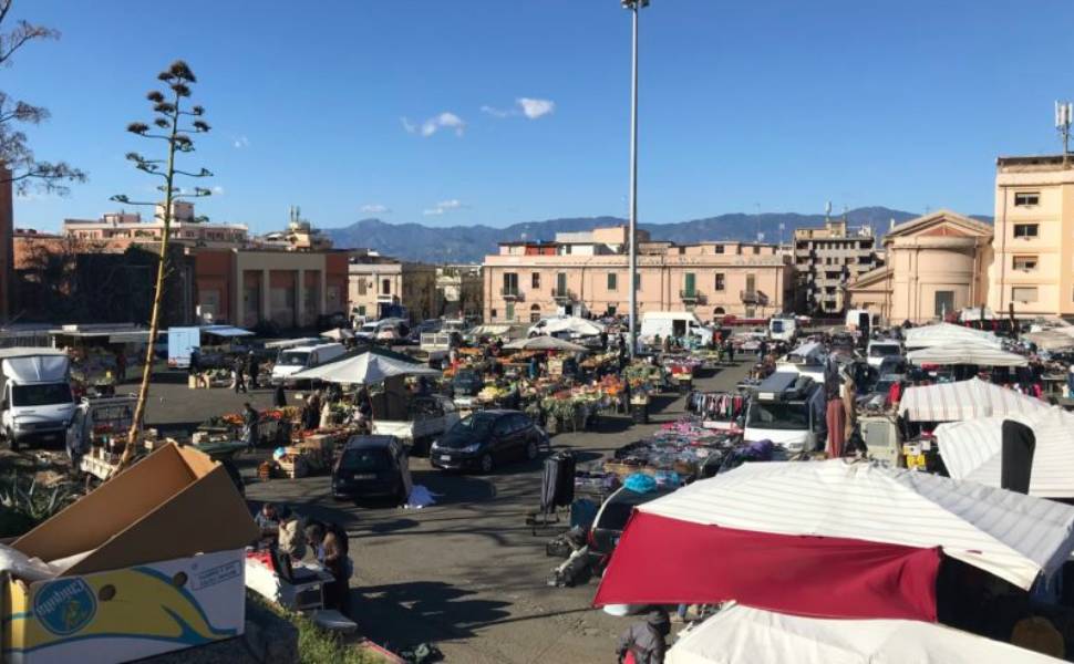 Mercato Piazza del Popolo Reggio Calabria